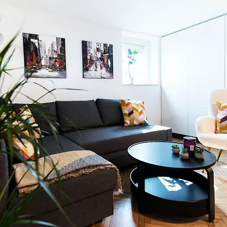 Mojca's Nest Apartment *